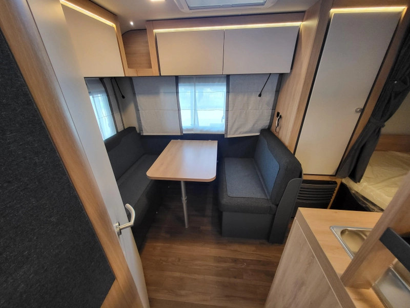 Knaus Sport 400 QD super compleet af fabriek  foto: 6