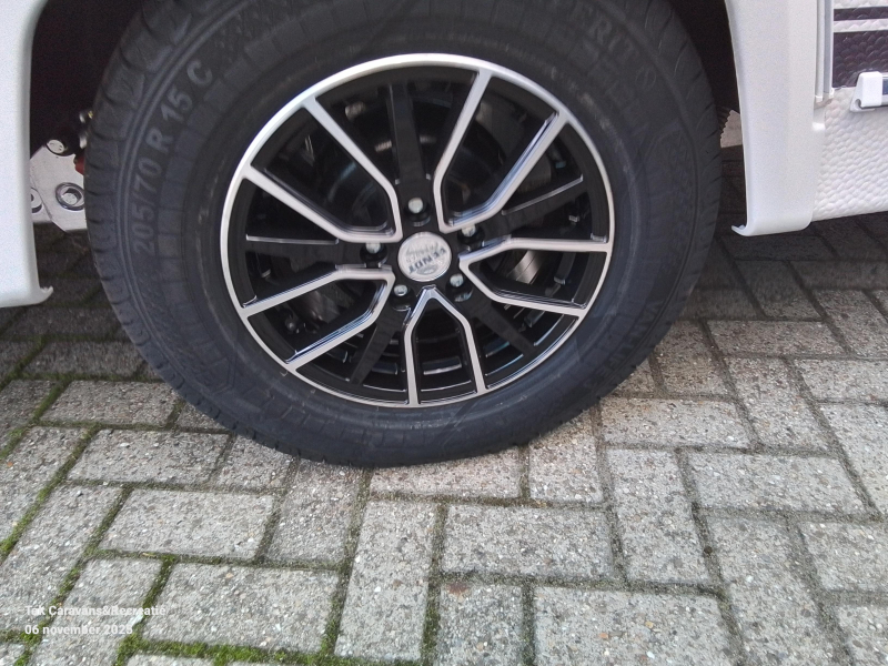 Fendt Apero 465 SFB middenkeuken en Frans bed  foto: 15