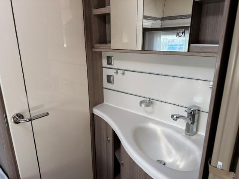 Fendt Tendenza 465 SFB Mover/Fietsenrek/voortent  foto: 15