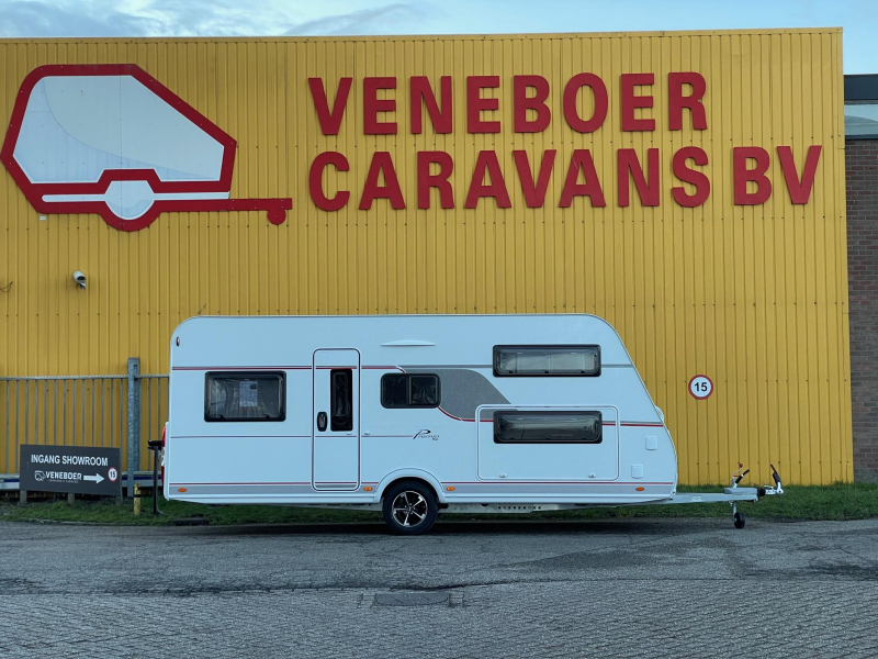 Bürstner Premio Plus 510 TK 7 persoons!  foto: 2