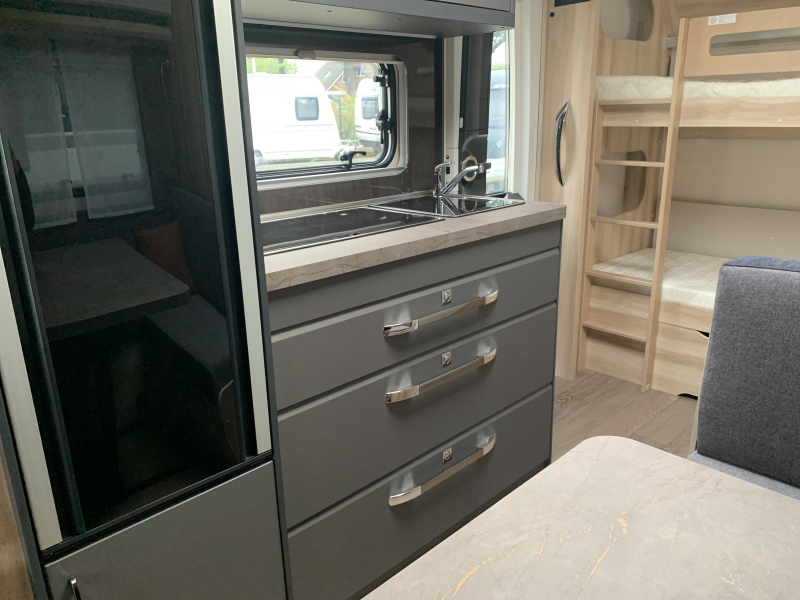 Hobby De Luxe 490 KMF Model 2026  foto: 5