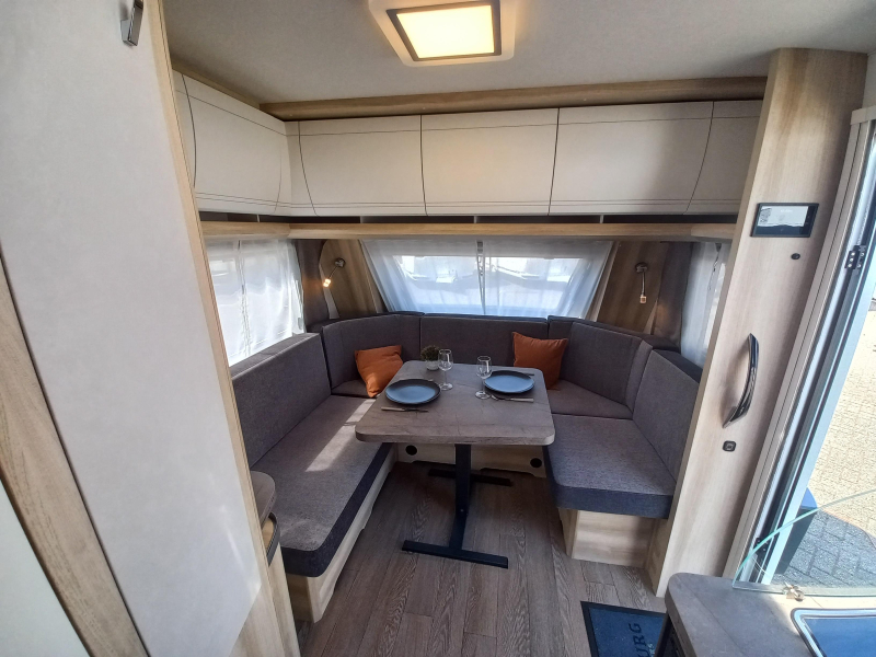 Hobby De Luxe 460 LU 1500kg  foto: 5