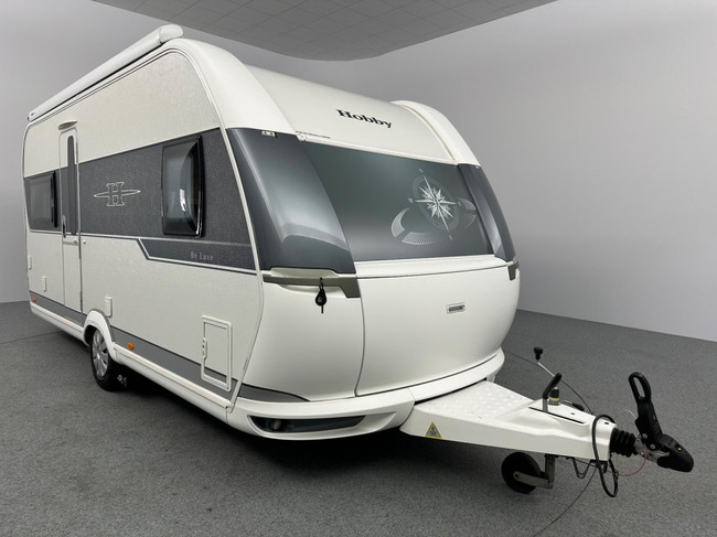 Hobby De Luxe 460 UFe hoofdfoto: 1