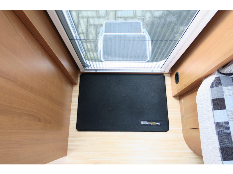 LMC Musica 460 D TRUMA MOVER+VOORTENT  foto: 15