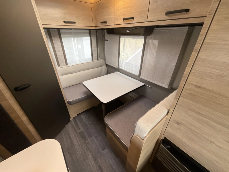Weinsberg CaraOne Edition HOT 390 QD COMPACT-ACTIE MODEL 