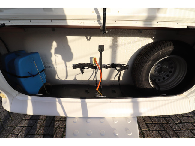 Hobby Excellent 495 UL Mover / Thule Luifel foto: 6