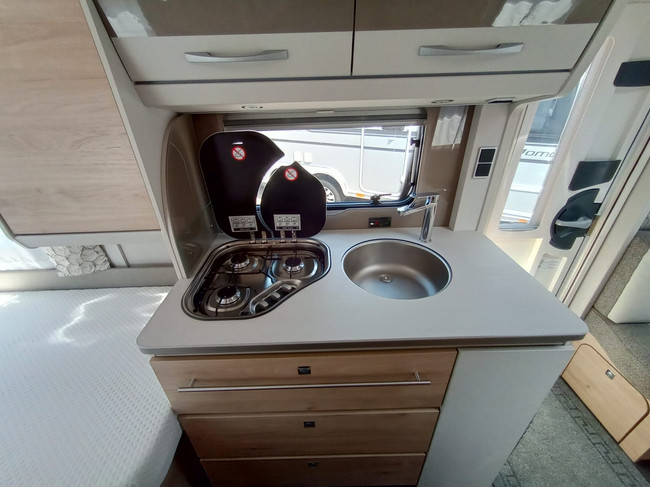 Dethleffs Nomad Avantgarde 460 EL foto: 15