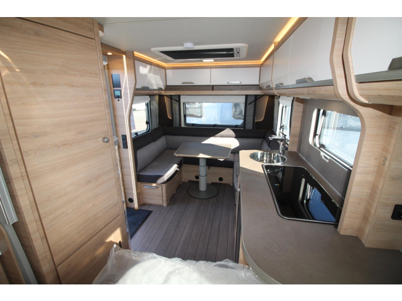 Knaus Sudwind Black Selection 450 FU Modeljaar 2027  foto: 11