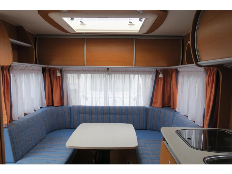 Dethleffs Tourist Light 450 DB VOORTENT+FIETSENDRAGER  foto: 5
