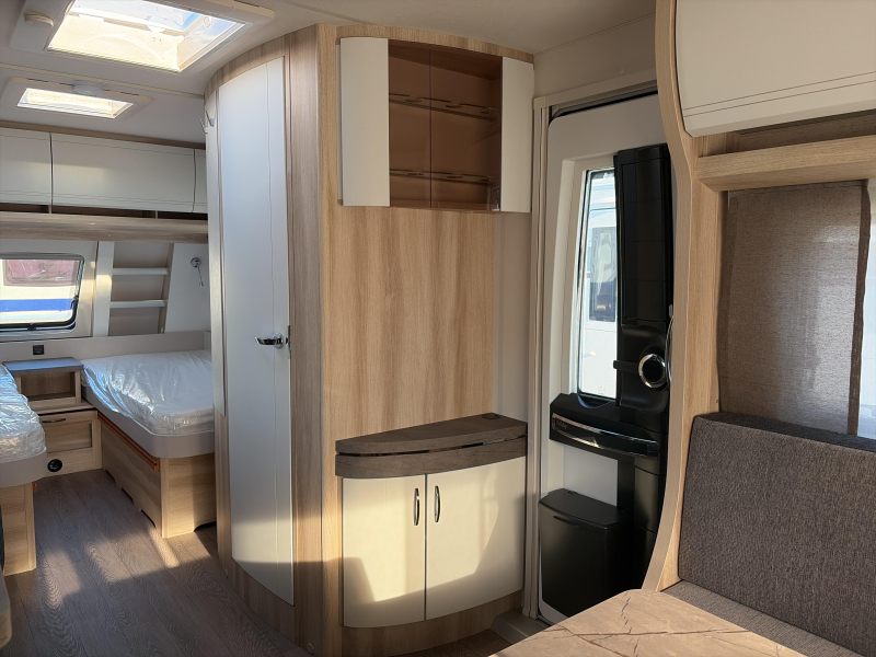 Hobby De Luxe 540 UL Model 2027  foto: 7