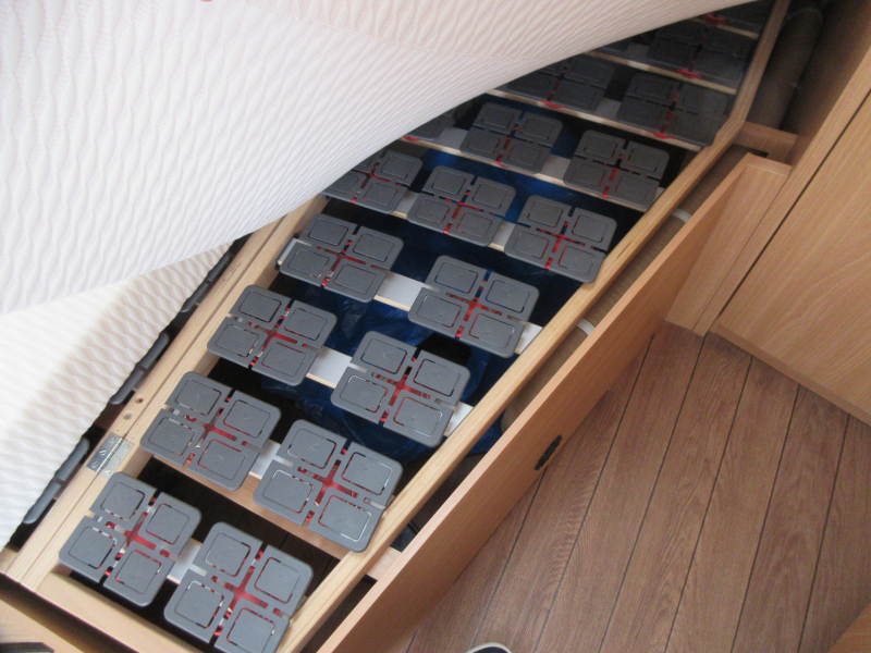 Knaus Sudwind Silver Selection 450 FU MET MULTINOVA VOORTENT  foto: 5
