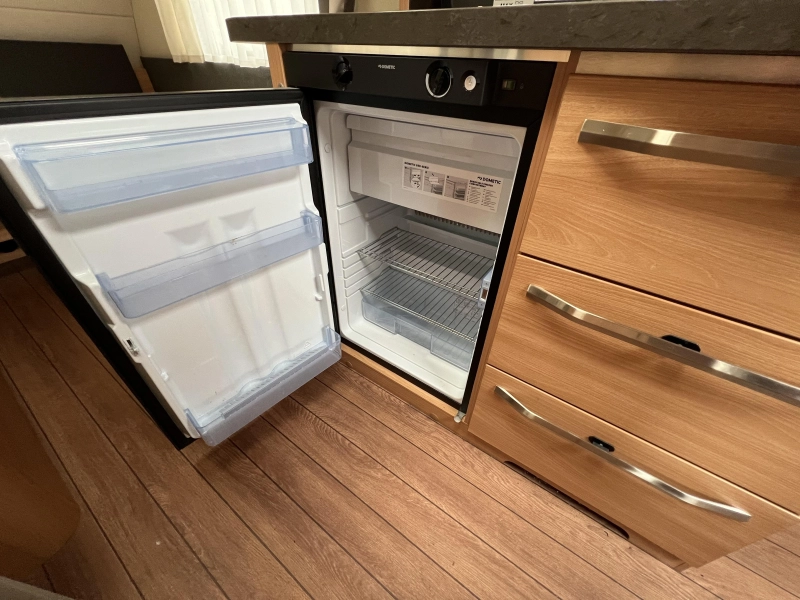 Knaus Sudwind Silver Selection 500 EU Luifel Mover  foto: 8