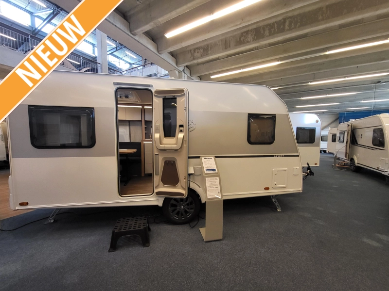Knaus Sport 450 FU af fabriek mooi compleet  hoofdfoto: 1