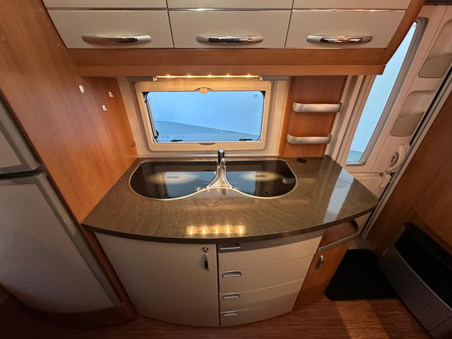 Hobby De Luxe 440 SF foto: 16