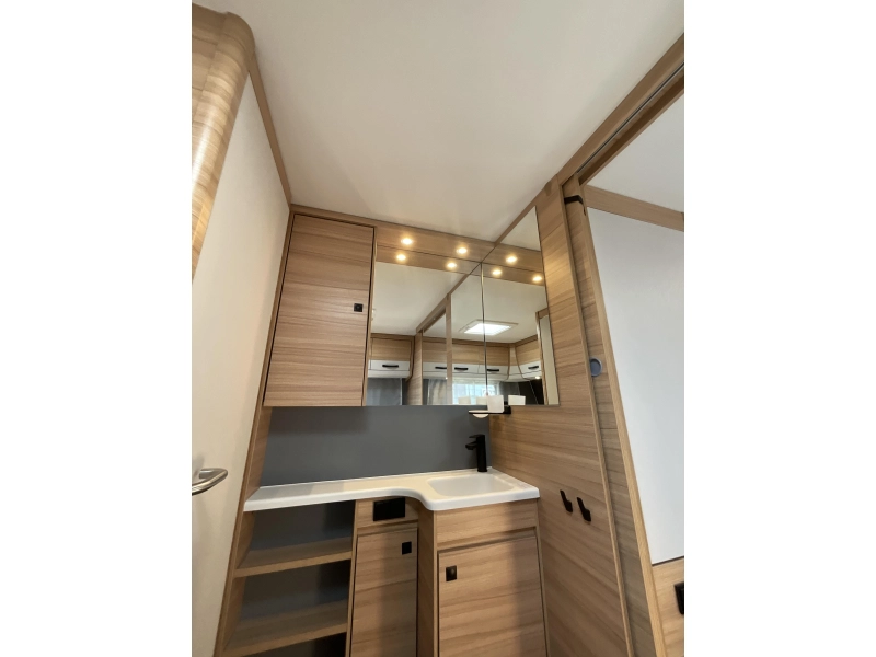 Dethleffs Summer Edition 560 FMK PRIMEUR-STAPELBED  foto: 9