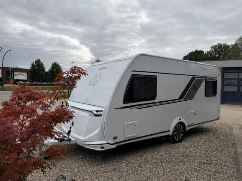 Knaus Sudwind 60 Years 460 EU mover fietsenrek luifel  foto: 3