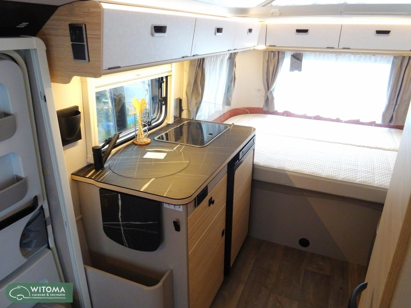 Eriba Touring 530 sale voordeel € 2.550,-  foto: 7