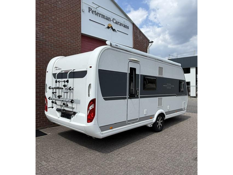 Hobby Excellent 560 KMFE Incl. Luifel en Mover 
