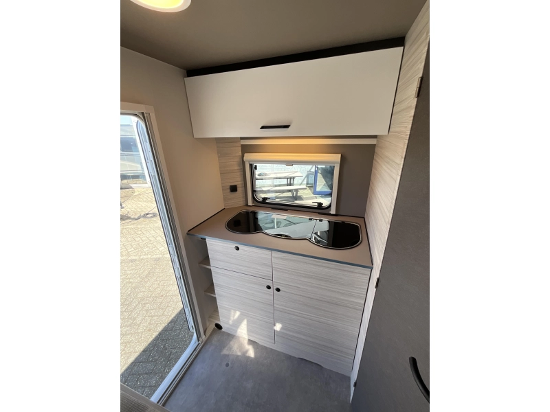 Dethleffs C'Joy Active 420 QSH COMPACT-XL KOELKAST  foto: 7
