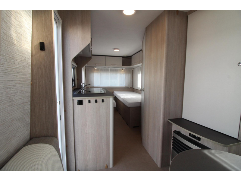 Bürstner Premio Life 480 TL Mover Thule 6300 Fietsenr  foto: 13