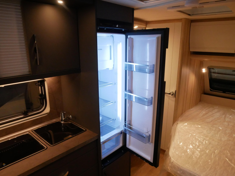 Hobby De Luxe 460 UFE Model 2027  foto: 6