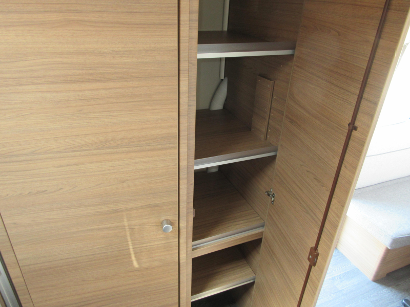 Knaus Sport E-Power Selection 500 FU ZEER COMPLEET EN FRANSBED  foto: 12