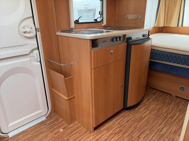 Dethleffs Summer Edition 430 DB Mover/Voortent/Fietsdr.  foto: 4