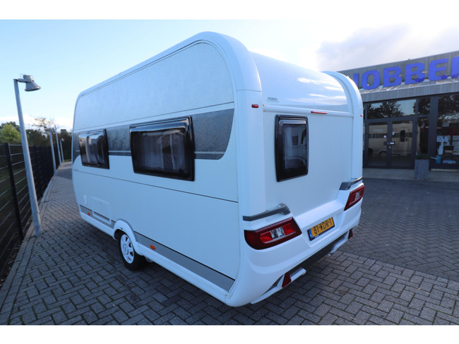 Hobby De Luxe 400 SFE Mover / Voortent