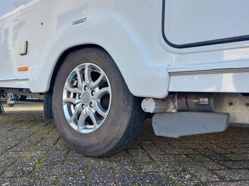 Sprite Alpine Sport 470 CF voortent-mover-GFK-etc  foto: 2