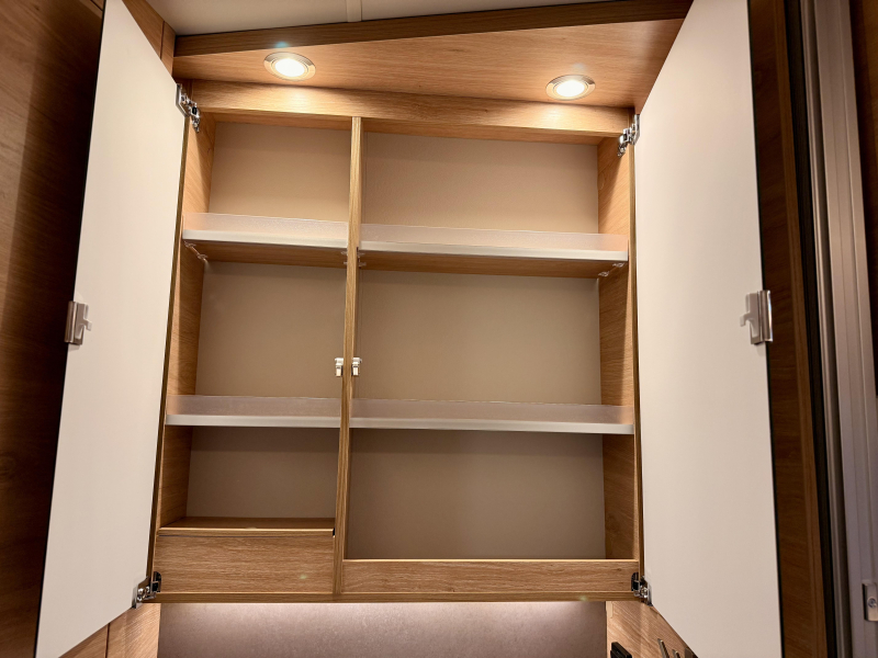 Knaus Sudwind Black Selection 450 FU model 2027  foto: 11
