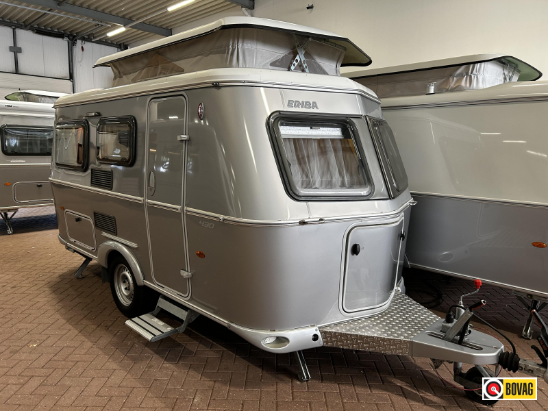 Eriba Touring Triton 430 Met Unico Verona luifel  hoofdfoto: 1