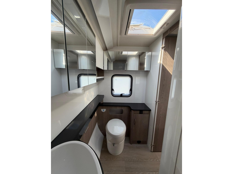 Hobby Prestige 660 WFC 35 JAAR PEN!  foto: 11