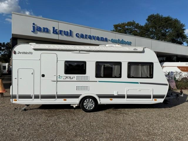 Dethleffs C'Joy 480 QLK mover airco stapelbed 