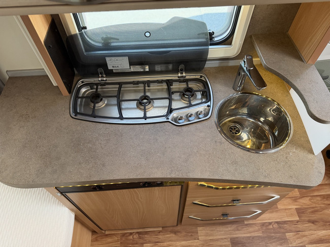 Knaus SUDWIND 460 EU Silverselection foto: 14