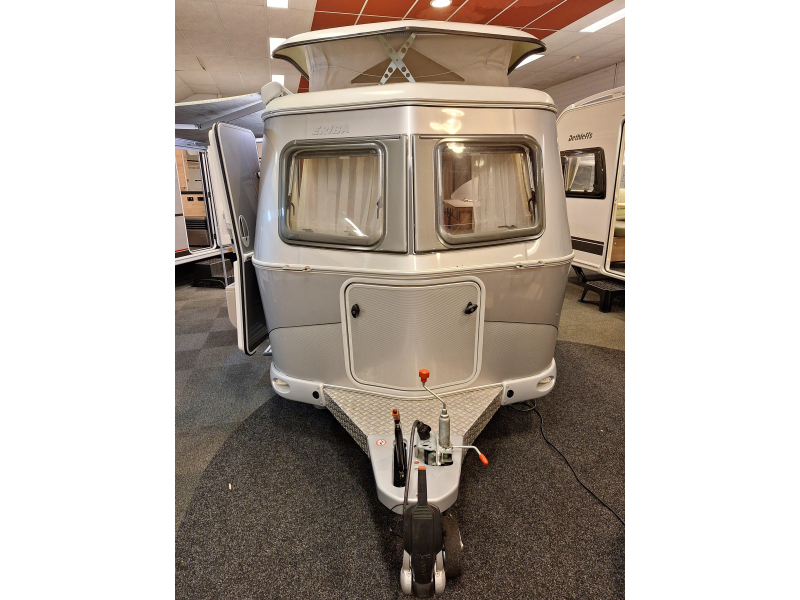 Eriba Touring 410 GT Lengte slaper zitje mover 