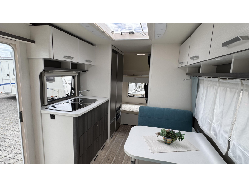 Dethleffs C'Go 495 QSK - Mover - Voortent  foto: 6