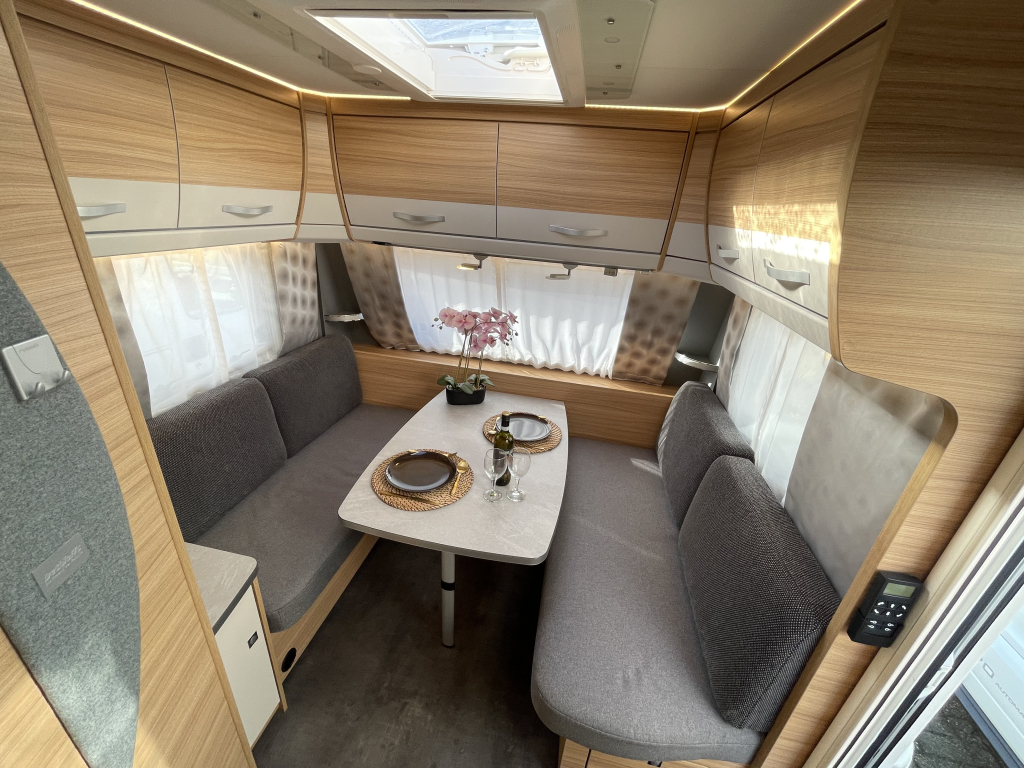 Dethleffs Camper Avantgarde 510 LE ENKELE BEDDEN MOVER 2025