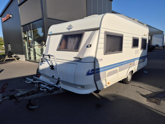 Hobby 460 UFE Mover, Voortent + Nw. Etui luifel foto: 3