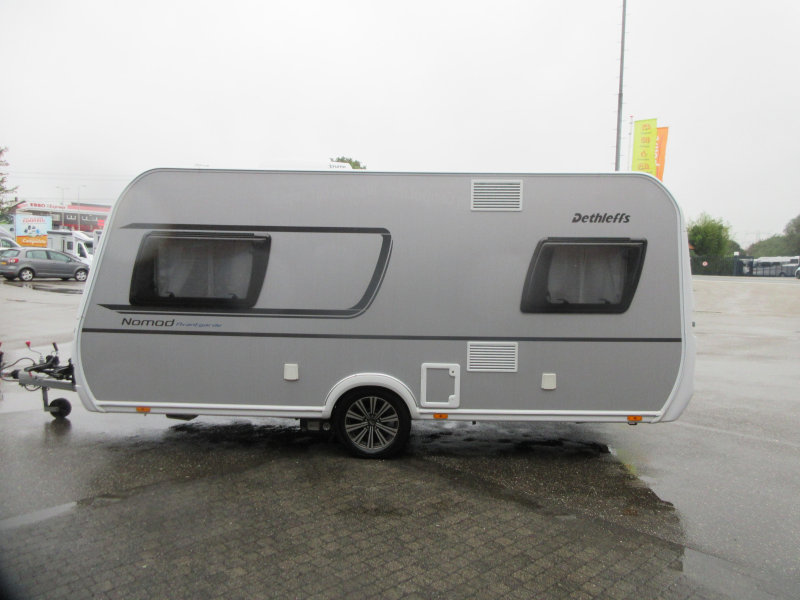 Dethleffs Nomad Avantgarde 460 LE ZEER COMPLEET!  foto: 18