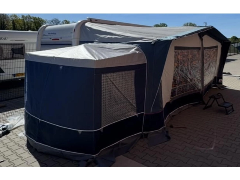 Hobby Excellent 495 UFE frans bed rondzit toilet  foto: 19