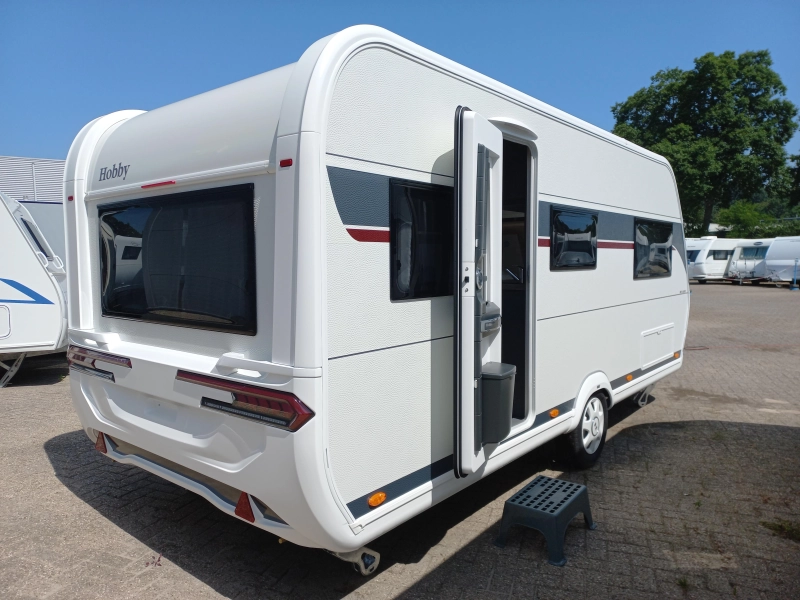 Hobby De Luxe 495 UL 1800kg - bedverbreding  foto: 1
