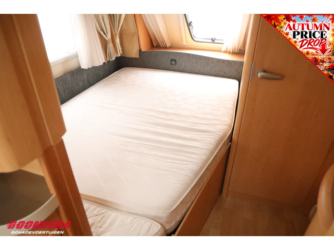 Hobby De Luxe 460 UFE Mover Luifel Fietsendrager Lengtebed Middenkeuken foto: 14