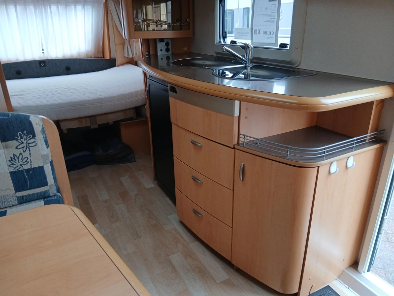 Hobby De luxe Easy 440 SB 