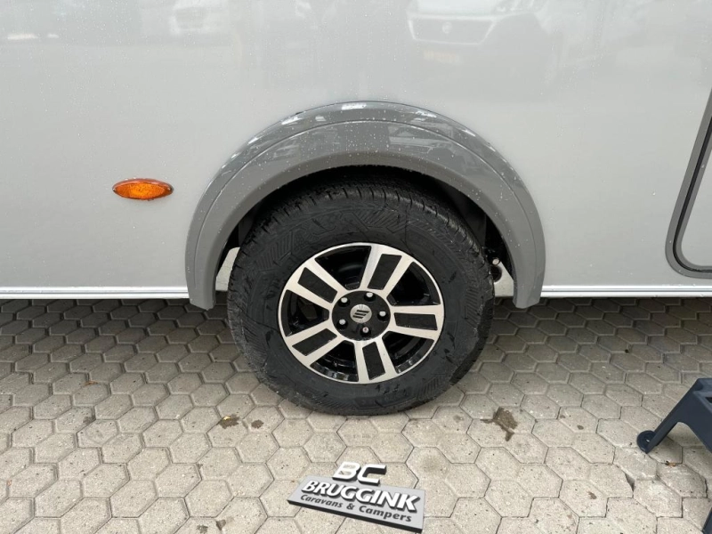 Eriba Feeling 442 V-ENKEL BED 1.800 KG  foto: 2