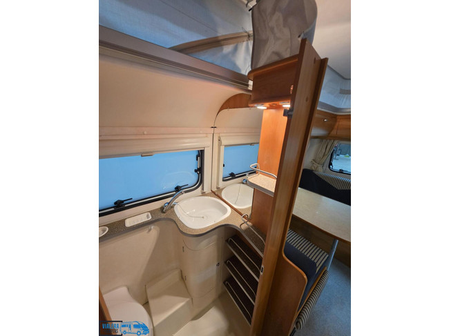 Eriba TROLL 550 GT *Mover*Cassetteluifel*Fietsendrager* foto: 15