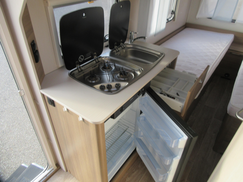 Dethleffs C'Joy 460 LE LICHTGEWICHT/ MET MOVER  foto: 10