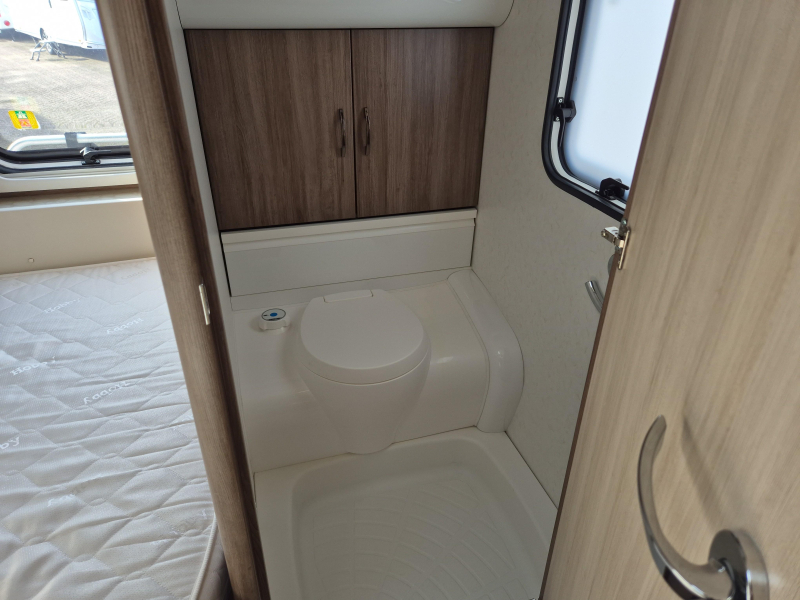 Hobby De Luxe 400 SFE  foto: 11