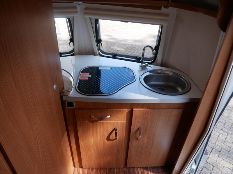Eriba Touring Triton 420 Mover, fietsendrager  foto: 16