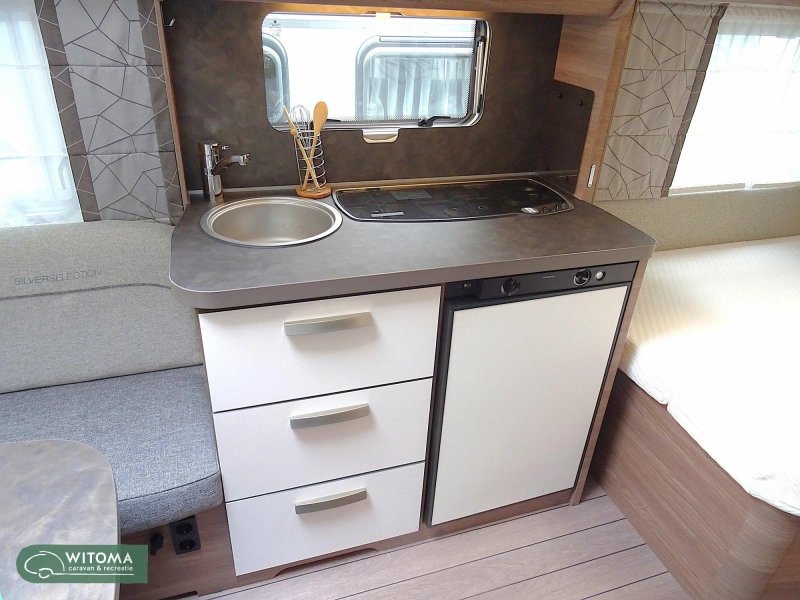 Knaus Sport 450 FU mooie uitvoering!  foto: 11