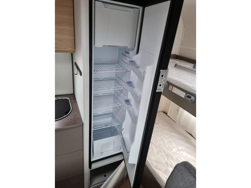 Bürstner B66 480 TK - Stapelbed -  foto: 12